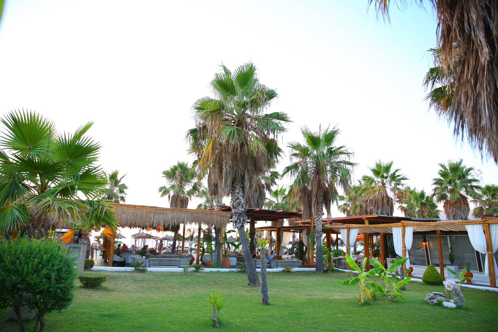 Oricon Coast Luxury Resort Орікум Екстер'єр фото